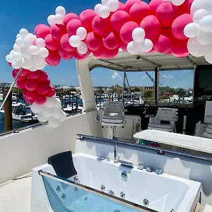 Cozy Ocean 3xdeck Yacht , New York United States